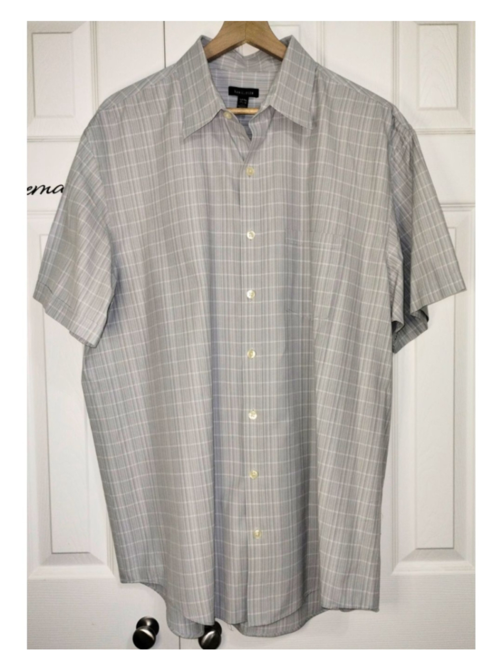 Men's Van Heusen Grey White Plaid Casual Button-Down Shirt (XL-Tall)